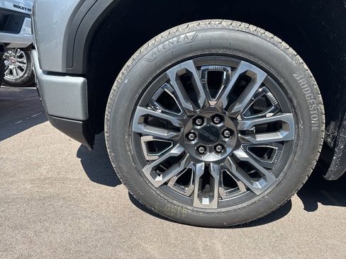 New 2026 GMC Sierra 1500 Denali Ultimate image 3