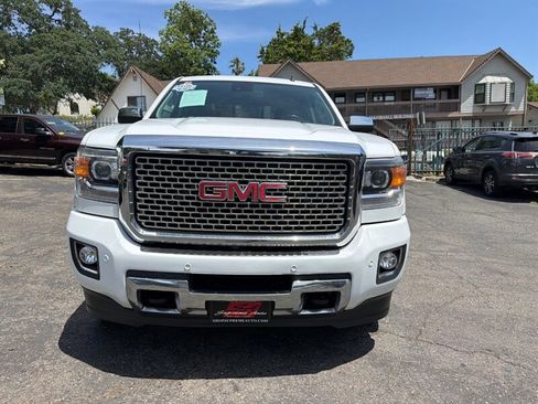 Used 2015 GMC Sierra 2500 Denali AWD/4WD image 4