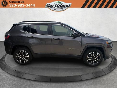 Used 2023 Jeep Compass Limited AWD/4WD image 4