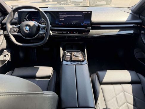 Used 2024 BMW 530i xDrive w/ Premium Package AWD/4WD image 2