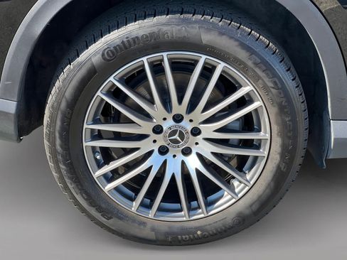 Used 2026 Mercedes-Benz GLC 300 4MATIC image 19