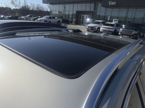 Used 2015 Cadillac SRX Luxury w/ Driver Awareness Package image 14