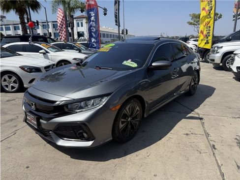 Used 2019 Honda Civic EX image 3
