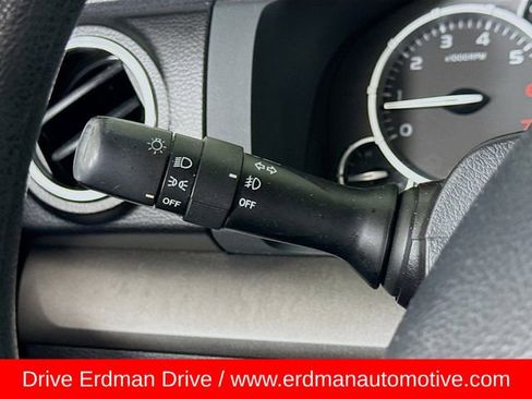 Used 2016 Toyota Tundra SR5 w/ SR5 Upgrade Package image 15