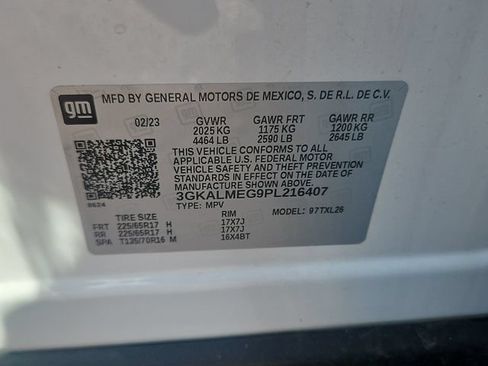 Used 2023 GMC Terrain SLE FWD image 29