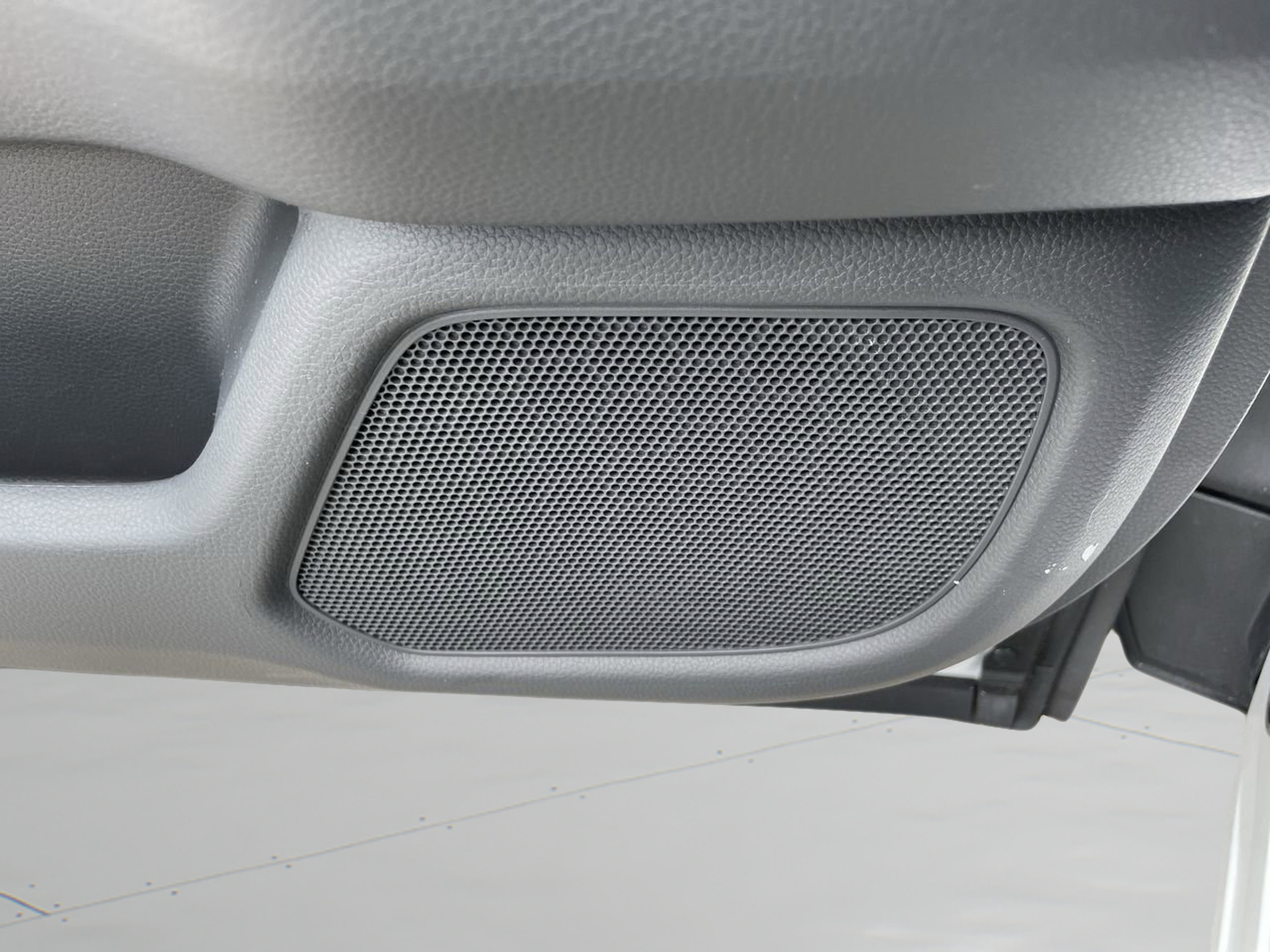 Used 2025 Honda Pilot EX-L image 30