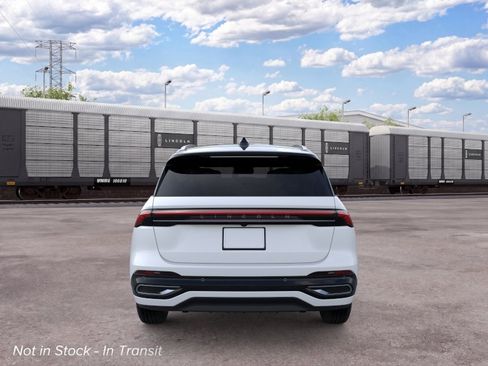 New 2026 Lincoln Nautilus Reserve AWD/4WD image 5