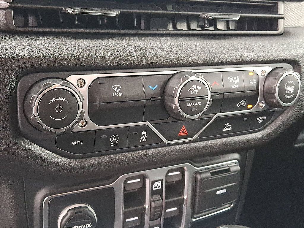 Used 2025 Jeep Gladiator Sport AWD/4WD image 25