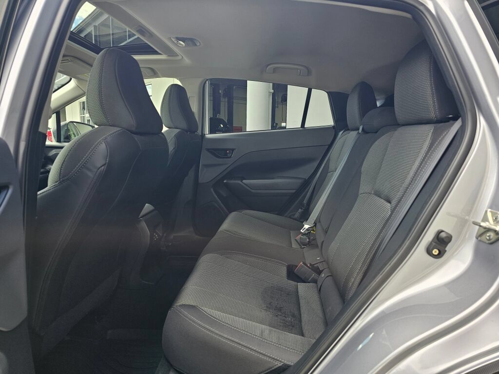 Used 2024 Subaru Crosstrek 2.0i Premium AWD/4WD image 16