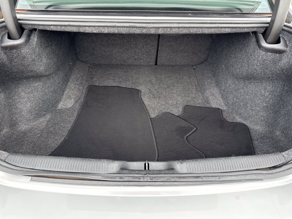 Used 2022 Dodge Charger SXT RWD image 23