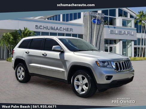 Used 2013 Jeep Grand Cherokee Laredo RWD image 1