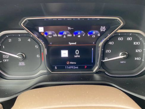 Used 2021 GMC Yukon XL Denali w/ Denali Premium Package AWD/4WD image 16