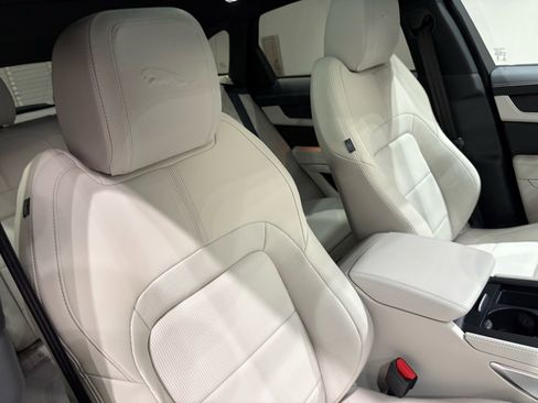 New 2026 Jaguar F-PACE R-Dynamic S image 25