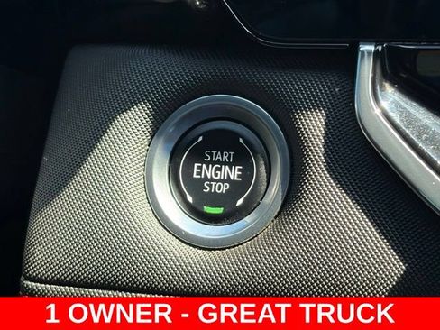 Used 2024 Chevrolet Colorado Z71 w/ Z71 Convenience Package 2 AWD/4WD image 25