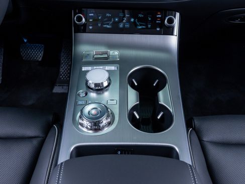 New 2026 Genesis GV70 2.5T Advanced image 29