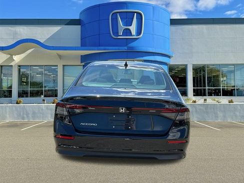 Used 2023 Honda Accord LX image 5