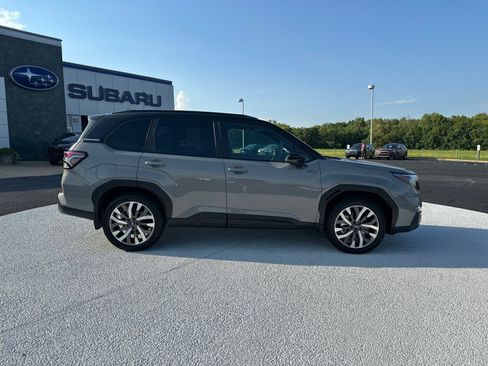 Used 2026 Subaru Forester Touring w/ Touring Hybrid Package AWD/4WD image 8