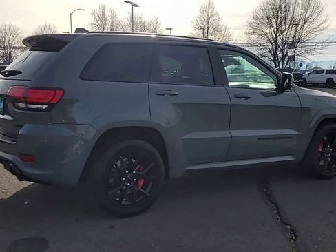 Used 2020 Jeep Grand Cherokee SRT image 8