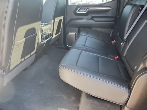 Used 2024 GMC Sierra 1500 Denali w/ Denali Reserve Package AWD/4WD image 11