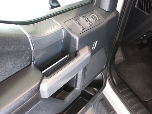 Used 2018 Ford F150 XLT w/ Equipment Group 302A Luxury AWD/4WD image 31