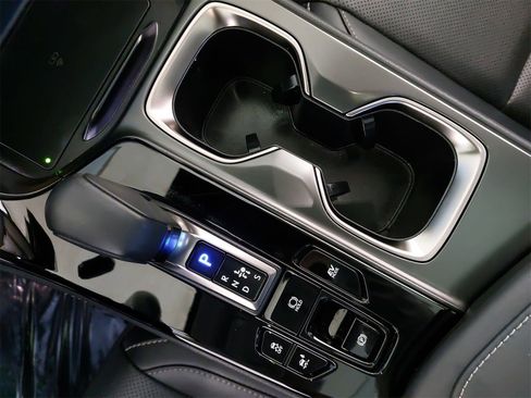 Used 2025 Lexus NX 350h AWD w/ Premium Package image 26