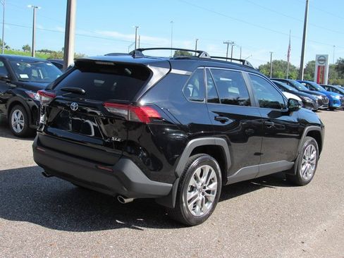 Used 2024 Toyota RAV4 XLE Premium image 4