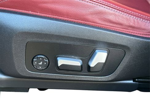 Certified 2023 BMW X4 xDrive30i w/ M Sport Package image 25