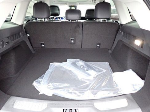 New 2026 Lincoln Nautilus Premier w/ Equipment Group 102A image 27