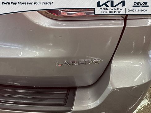 Used 2021 Jeep Grand Cherokee Laredo w/ Security & Convenience Group image 30