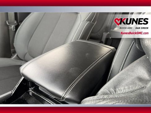 Used 2023 Jeep Grand Cherokee L Laredo image 24