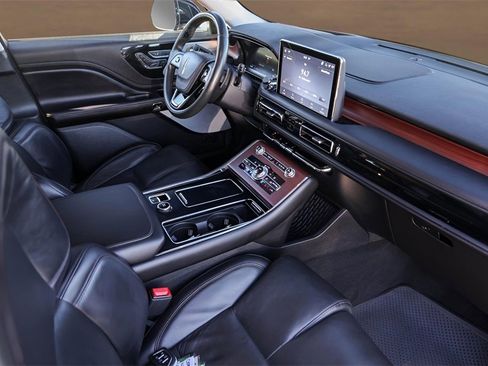 Used 2023 Lincoln Aviator Grand Touring w/ Equipment Group 301A image 31