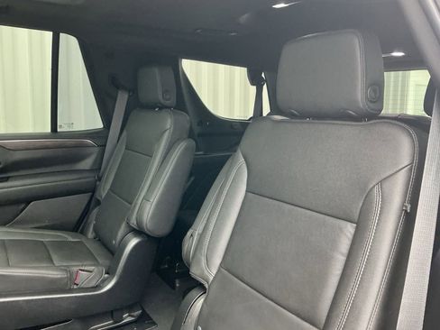 Used 2023 Chevrolet Tahoe Z71 w/ Luxury Package image 17