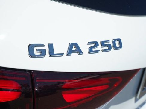 Certified 2025 Mercedes-Benz GLA 250 image 14