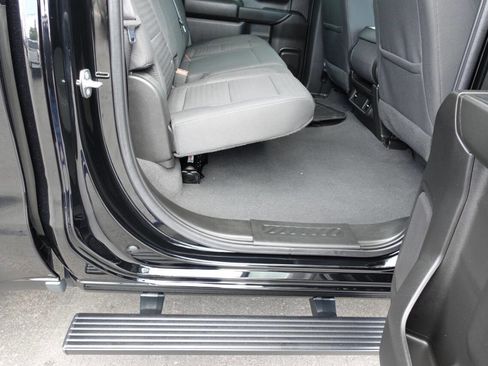Used 2023 Chevrolet Silverado 1500 Custom AWD/4WD image 30