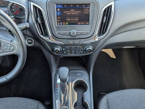 Used 2024 Chevrolet Equinox LT AWD/4WD image 7