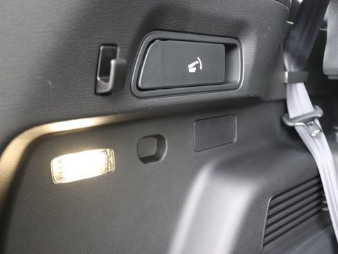 New 2026 Mitsubishi Outlander ES image 28