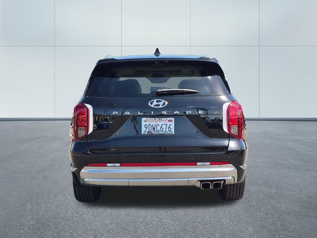 Used 2023 Hyundai Palisade Calligraphy FWD image 5