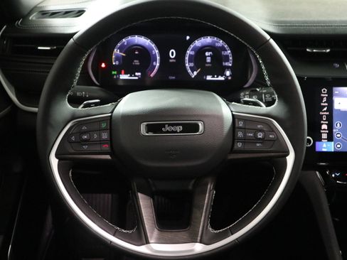 New 2026 Jeep Grand Cherokee L Limited AWD/4WD image 17