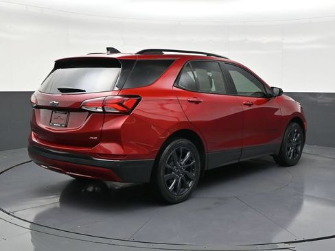 Used 2024 Chevrolet Equinox RS FWD image 5