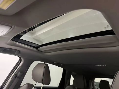 Used 2020 Acura MDX SH-AWD w/ Advance Package image 18