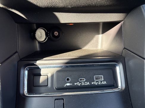 Certified 2024 Subaru Ascent Premium w/ Convenience Package image 15