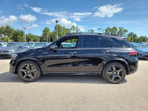 Used 2025 Mercedes-Benz GLE 350 4MATIC w/ AMG Line Exterior image 4
