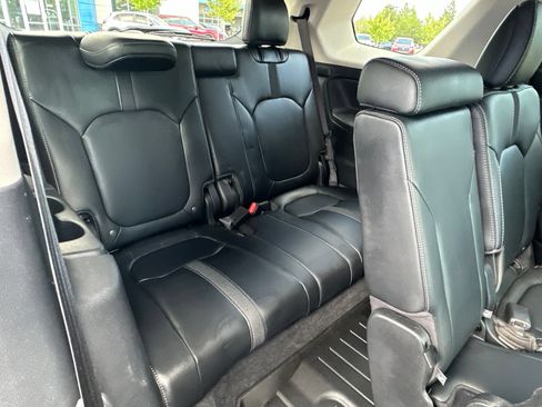 Used 2025 Honda Pilot EX-L image 28