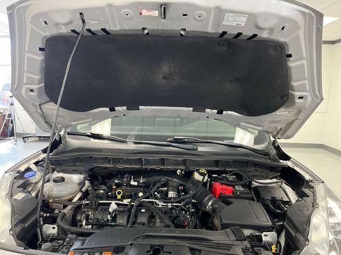 Used 2020 Ford Escape Titanium AWD/4WD image 13