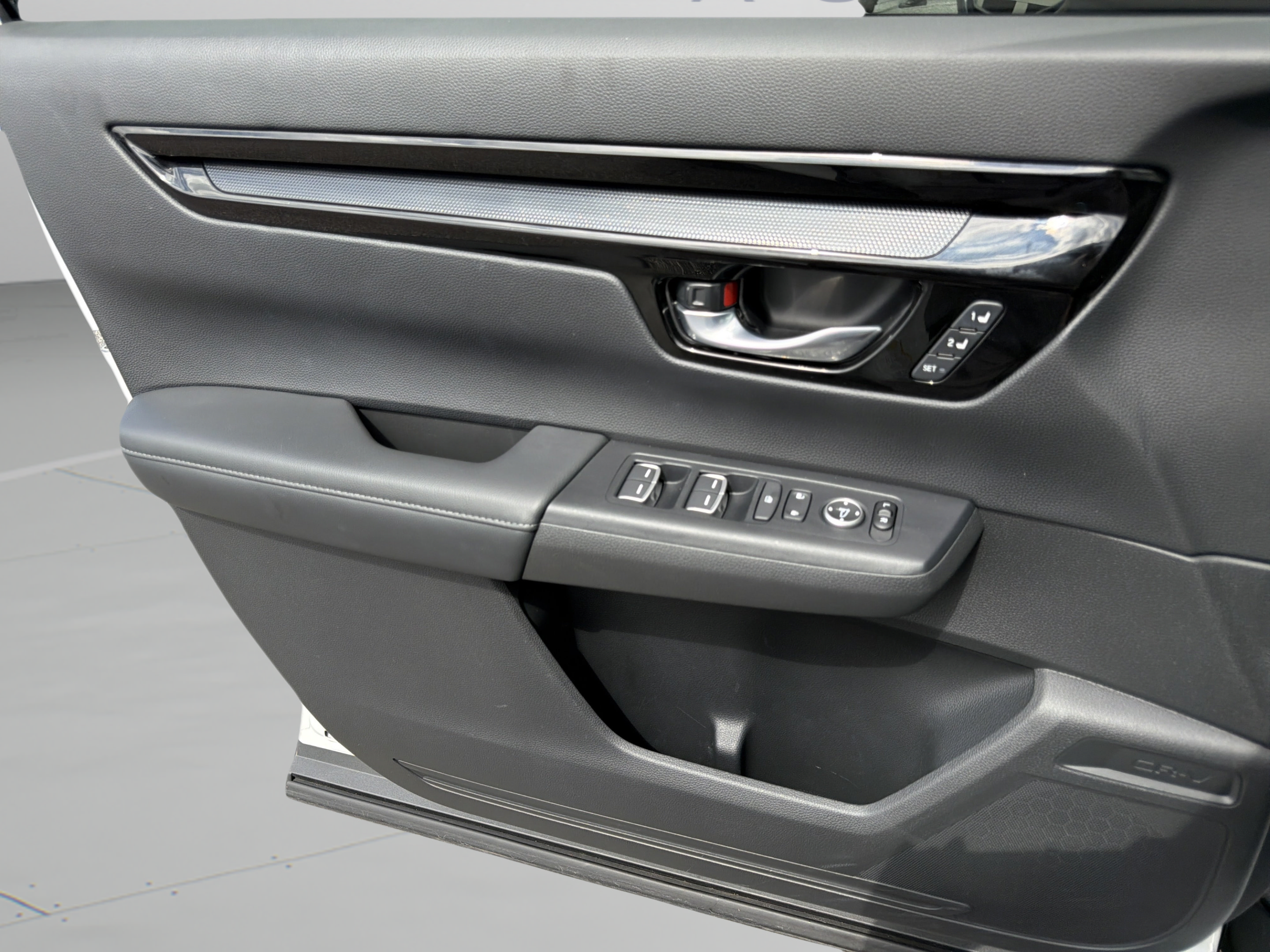 Used 2023 Honda CR-V EX-L image 9