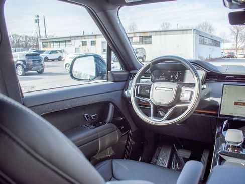 New 2026 Land Rover Range Rover Sport SE image 17
