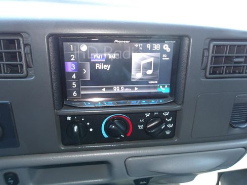 Used 2004 Ford F250 Lariat AWD/4WD image 18