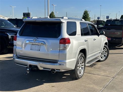 Used 2011 Toyota 4Runner Limited image 4