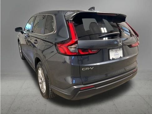 Used 2023 Honda CR-V EX image 4