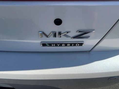 Used 2011 Lincoln MKZ Hybrid w/ 201A Rapid Spec Order Code image 24